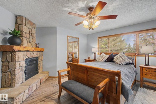 1 Fieldstone Drive, Spruce Grove, AB 