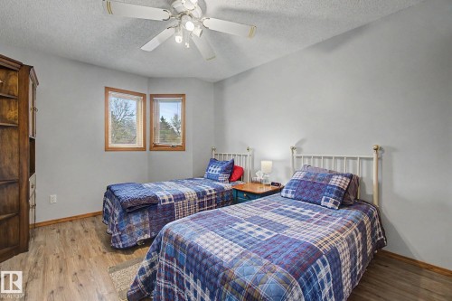 1 Fieldstone Drive, Spruce Grove, AB 
