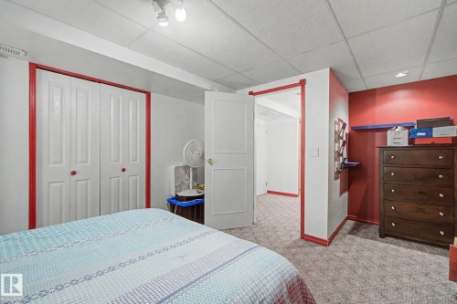 1 Fieldstone Drive, Spruce Grove, AB 