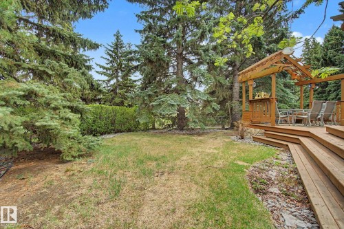 1 Fieldstone Drive, Spruce Grove, AB 