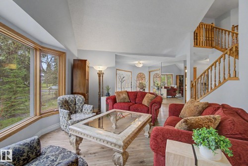 1 Fieldstone Drive, Spruce Grove, AB 