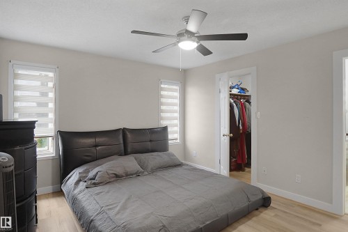 15536 70 Street, Edmonton, AB 