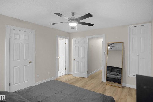 15536 70 Street, Edmonton, AB 