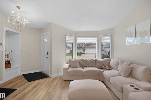 15536 70 Street, Edmonton, AB 