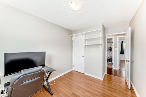 3909 39 Avenue, Leduc, AB 