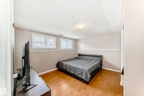 3909 39 Avenue, Leduc, AB 