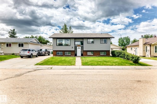 3909 39 Avenue, Leduc, AB 