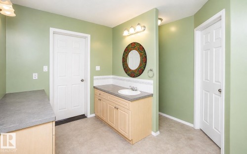 Bathroom - 209 5128 Highway 18, Rural Barrhead County, AB 
