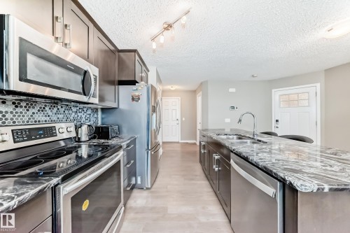 893 Ebbers Crescent, Edmonton, AB 
