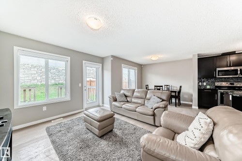 893 Ebbers Crescent, Edmonton, AB 