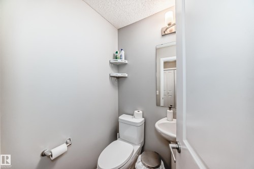 893 Ebbers Crescent, Edmonton, AB 