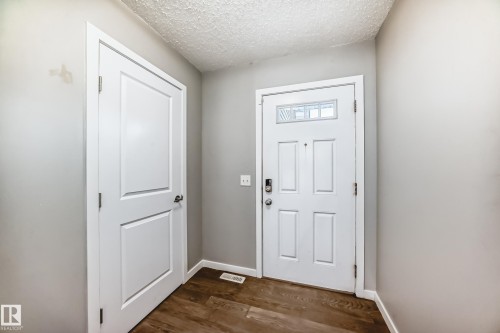 893 Ebbers Crescent, Edmonton, AB 