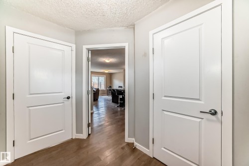 893 Ebbers Crescent, Edmonton, AB 