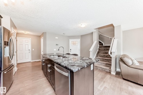 893 Ebbers Crescent, Edmonton, AB 