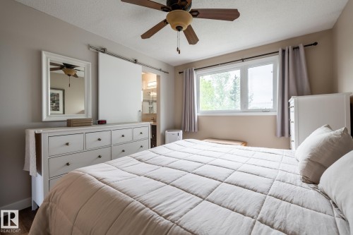 4040 77 Street, Edmonton, AB 
