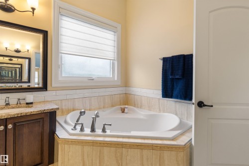 7 Kelso Crest, St. Albert, AB 