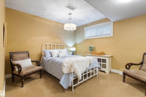 7 Kelso Crest, St. Albert, AB 