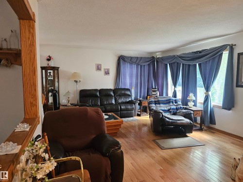 4732 46 Street, Onoway, AB 