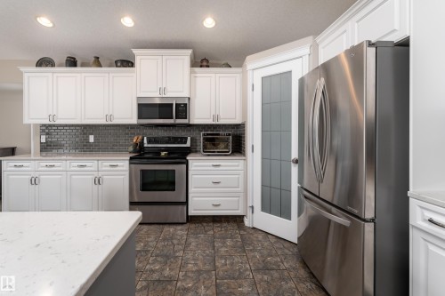 6001 52 Avenue, Beaumont, AB 