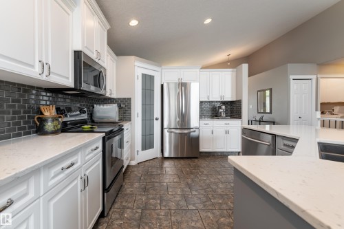 6001 52 Avenue, Beaumont, AB 
