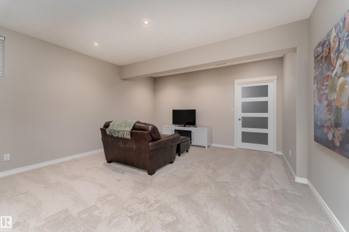 6001 52 Avenue, Beaumont, AB 