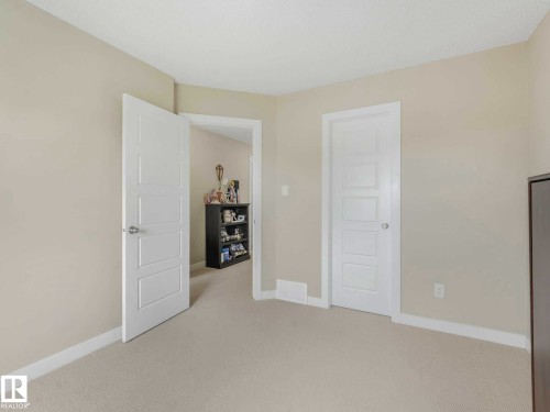68 Meadowpark Gate, Spruce Grove, AB 