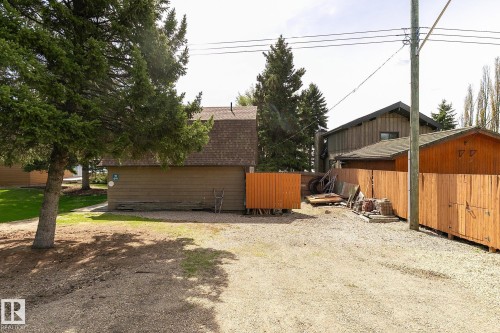 98 Argentia Beach, Rural Wetaskiwin County, AB - Outdoor