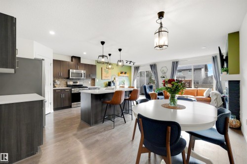 2132 Cassidy Wynd, Edmonton, AB 