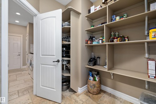 1511 Cunningham Cape, Edmonton, AB 