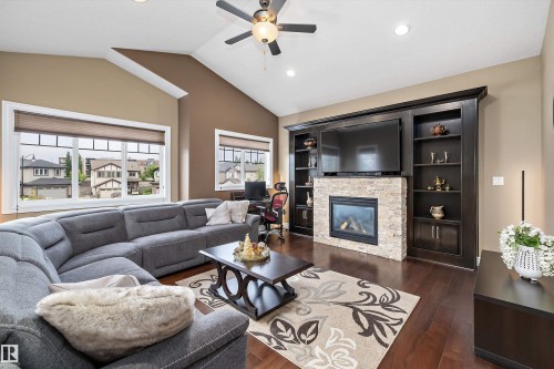 1511 Cunningham Cape, Edmonton, AB 
