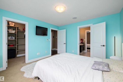 1511 Cunningham Cape, Edmonton, AB 