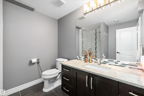 1511 Cunningham Cape, Edmonton, AB 