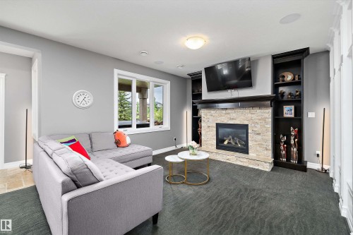 1511 Cunningham Cape, Edmonton, AB 