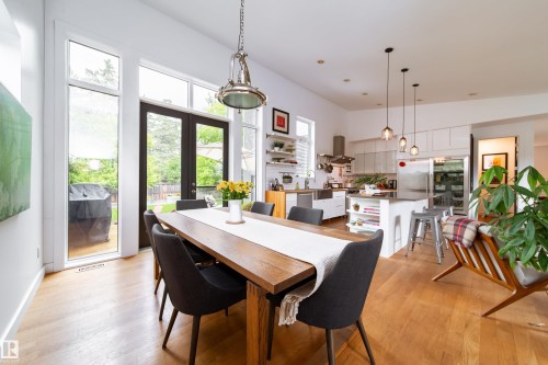 Open-concept living space with wood-finish flooring - 14508 78 Avenue, Edmonton, AB 