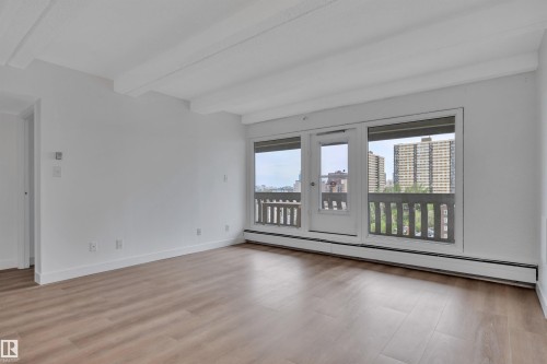 1907 9918 101 Street, Edmonton, AB - Indoor Photo Showing Other Room