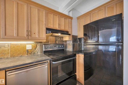 1907 9918 101 Street, Edmonton, AB - Indoor Photo Showing Other Room
