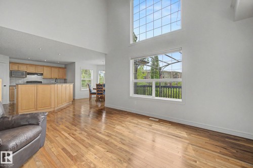 7365 Singer Way, Edmonton, AB 