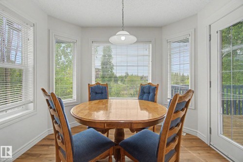 7365 Singer Way, Edmonton, AB 