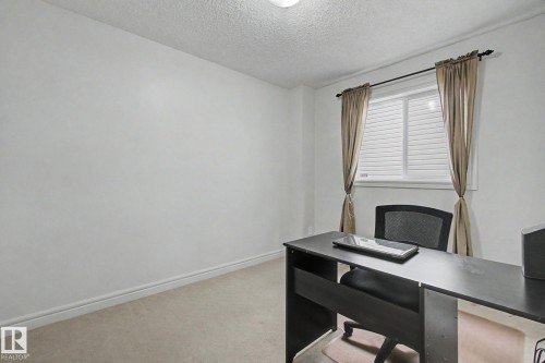 7365 Singer Way, Edmonton, AB 