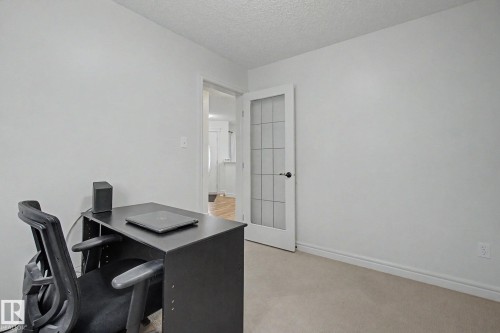 7365 Singer Way, Edmonton, AB 