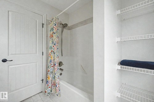 7365 Singer Way, Edmonton, AB 