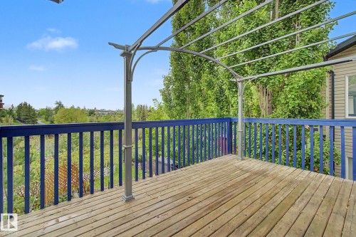 7365 Singer Way, Edmonton, AB 