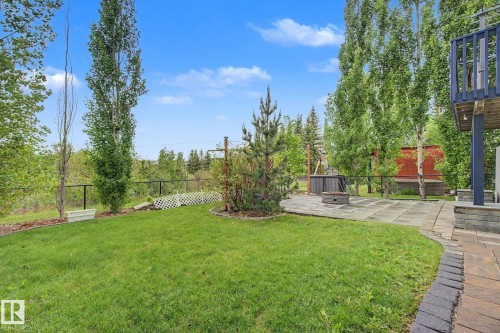 7365 Singer Way, Edmonton, AB 