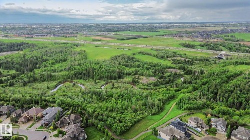 7365 Singer Way, Edmonton, AB 