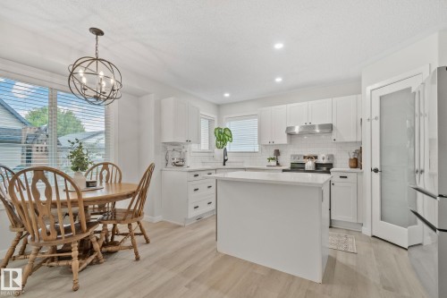 1604 Tompkins Place Nw, Edmonton, AB 