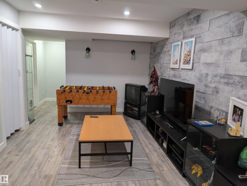 Game room - 9240 224 Street Nw, Edmonton, AB - Indoor