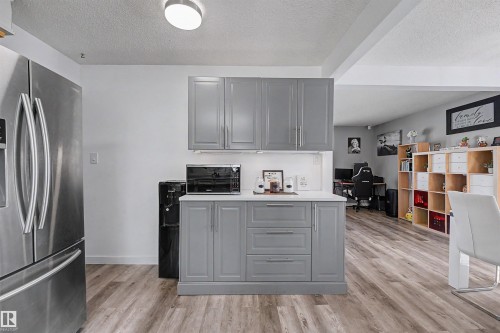 16608 109 St, Edmonton, AB 