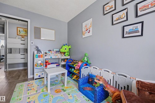 16608 109 St, Edmonton, AB 