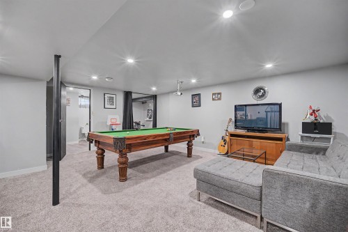 16608 109 St, Edmonton, AB 