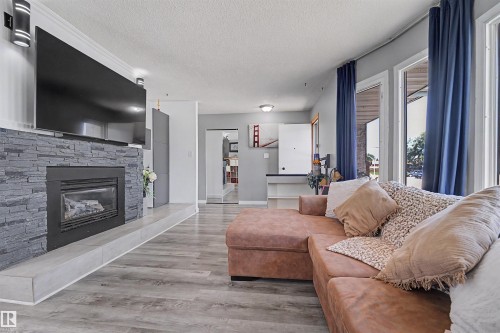 16608 109 St, Edmonton, AB 